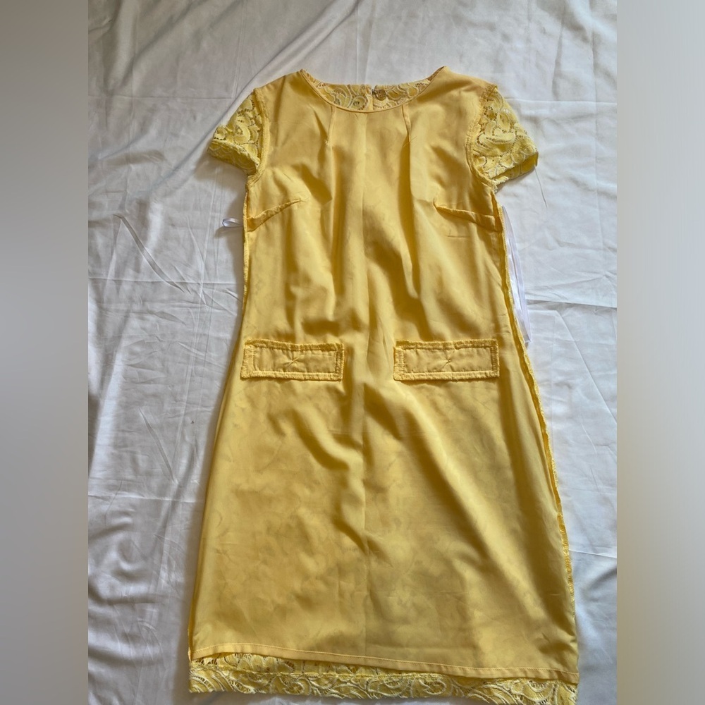 Tommy Hilfiger Lace Short Sleeves Dress - Yellow- Size 2 - Like New - Picture 12 of 12